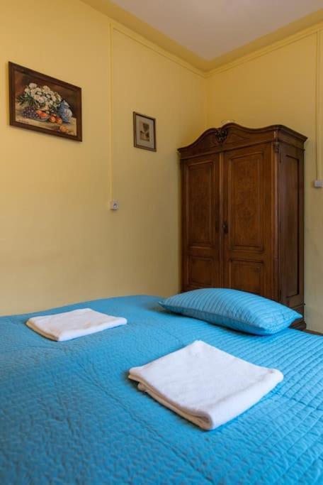 Big Cosy Retro Apt, Free Parking, 15Min Oldtown & Kazimierz - By Homelike Krakow Bagian luar foto
